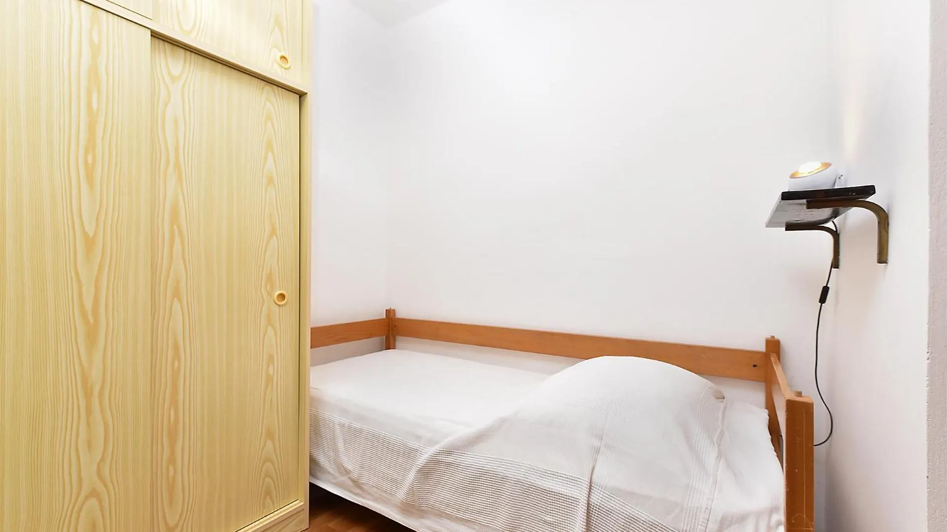 Apartments Presika 2372 Labin