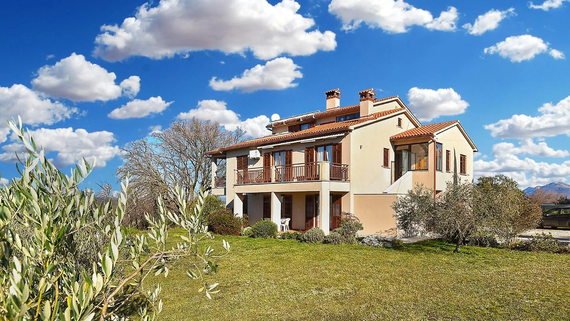 Apartments Presika 2372 Labin